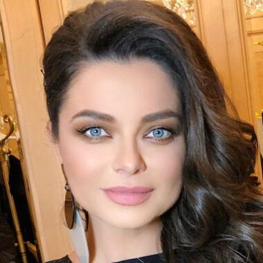 Наташа Королева