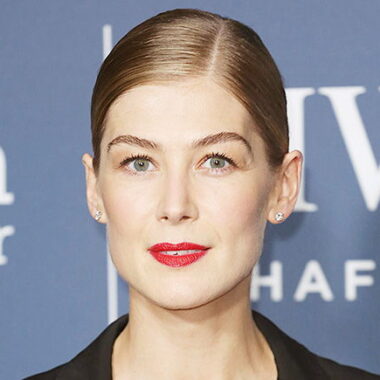 Розамунд Пайк