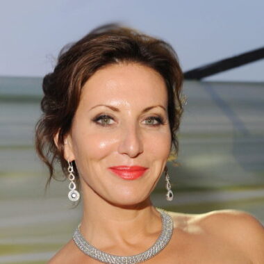 Алика Смехова