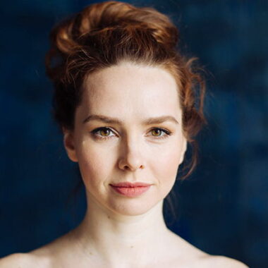 Елена Николаева