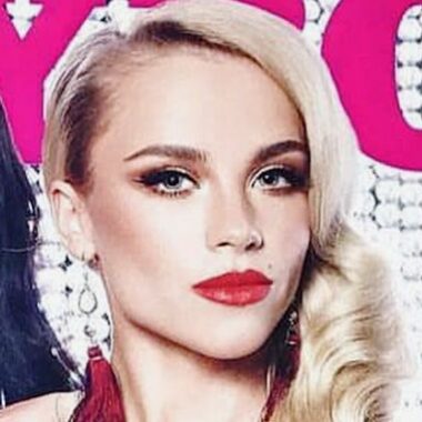 Юлия Реутова