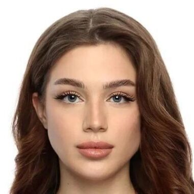 Анна Акулич