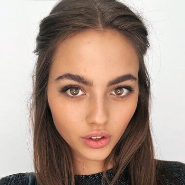 Влада Лукина