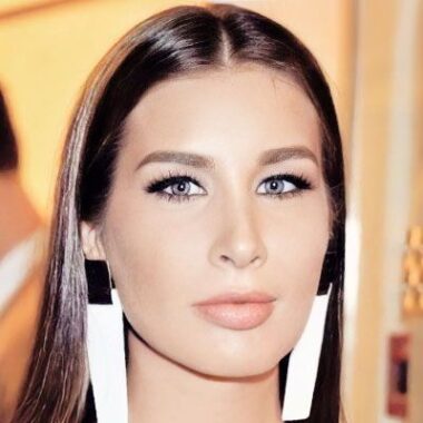 Кэти Топурия