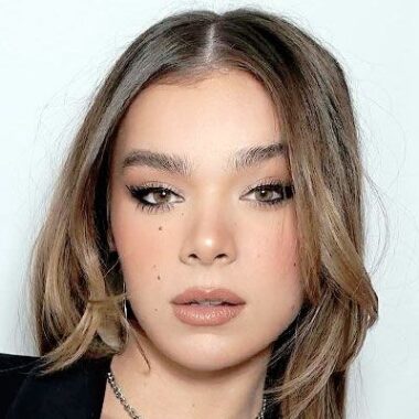 Хейли Стайнфелд